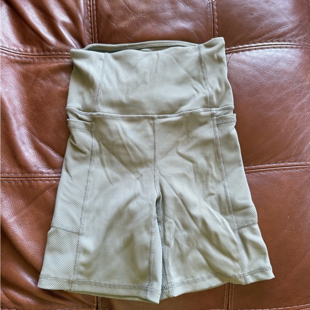 Cotton on high waisted ribbed biker shorts